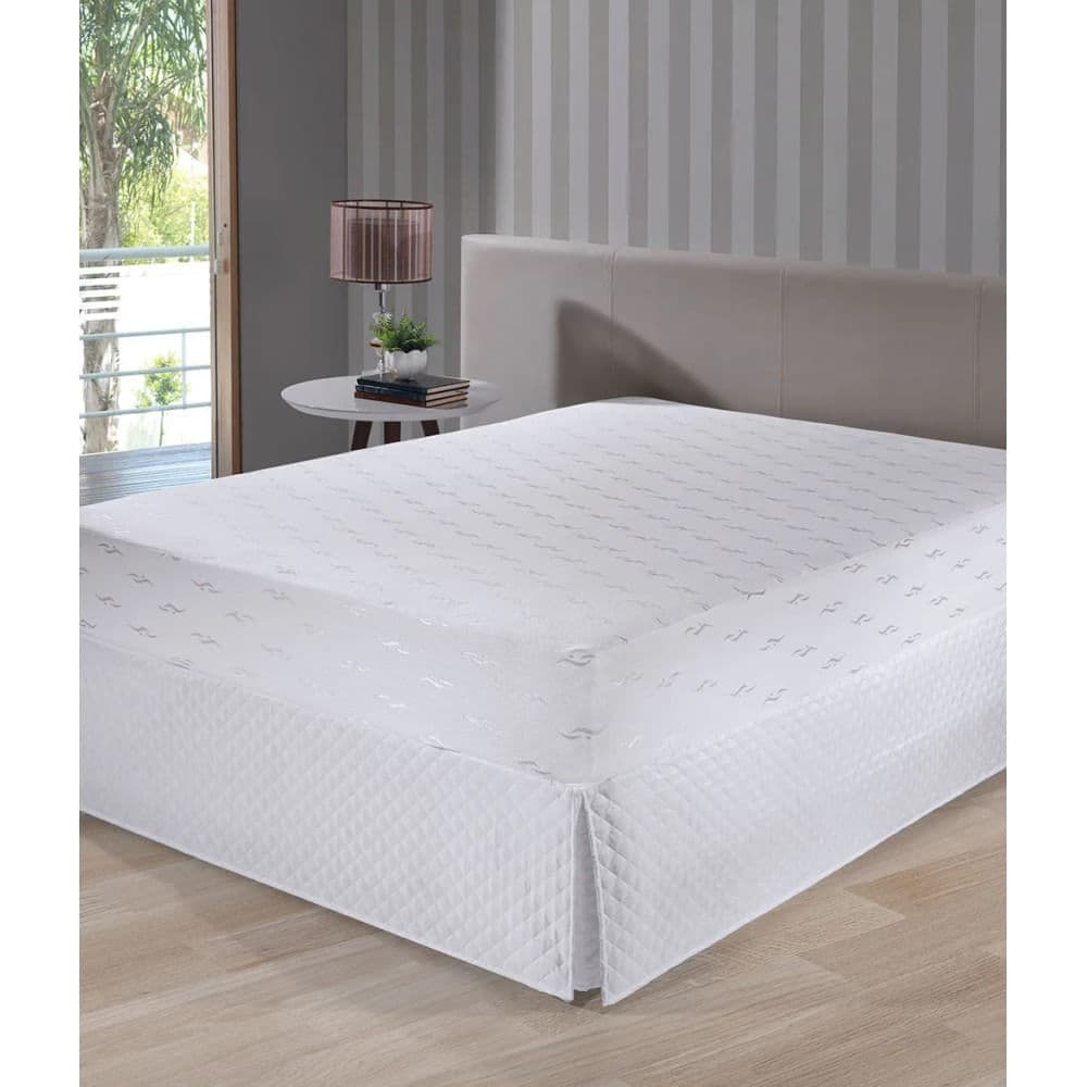 Saia para Cama de King Matellasada Branca - Hedrons
