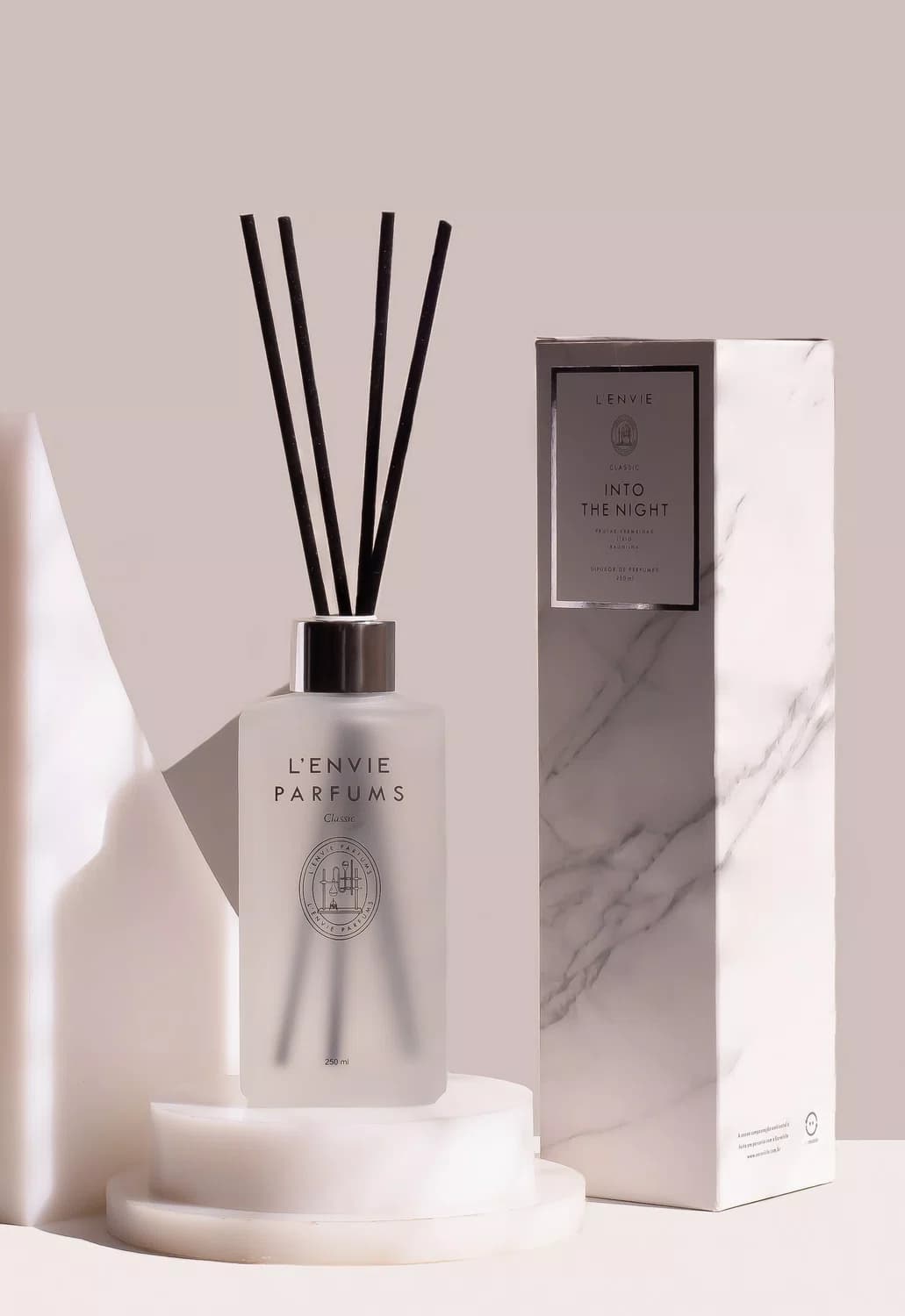 Difusor de Perfume Into The Night Classic Lenvie 250 ml